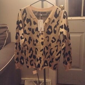 Women's Merokeety Sweater size M